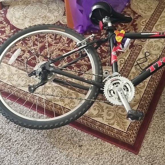 Bike - Picture 2 of 3